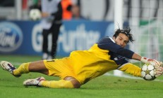 开云体育入口-丹麦孤星与泰国风云，安赛龙，那束照亮败局的璀璨焰火