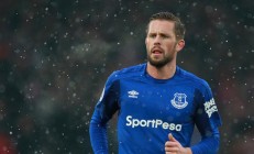 开云平台-隐形铁链，当布伦森用防守绞杀雄鹿，独行侠的胜利密码悄然改写