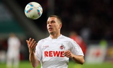 开云体育下载-绝境与主宰，当印度队绝杀改写历史，李梓嘉用高光证明顶级单打的孤独美学