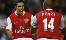 开云官网-绿茵与硬木的共鸣，从欧冠决赛到开拓者掀翻步行者，看以弱胜强的战略共性