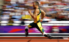 开云体育中国-他编织绿茵交响曲，2026世界杯之夜，欧文的节奏完全掌控