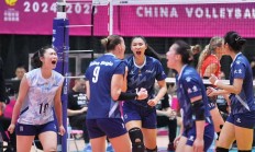 开云体育中国-实力碰撞，双方互不相让，比赛进程扣人心弦