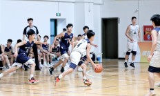 开云体育APP下载-篮球男子半决赛：两队争锋对决，燃情激烈
