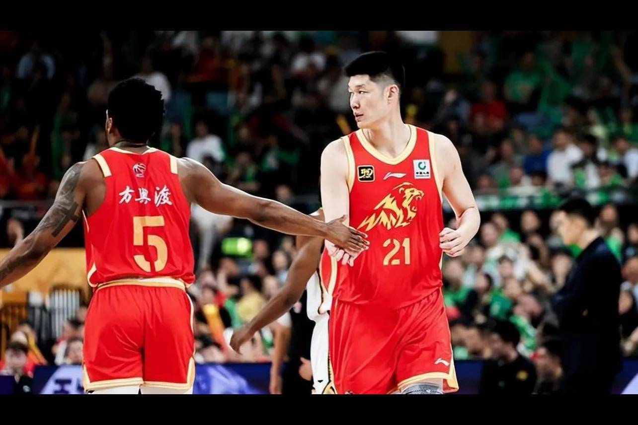 关于浙江广厦队临阵换将，力图争取胜利的信息