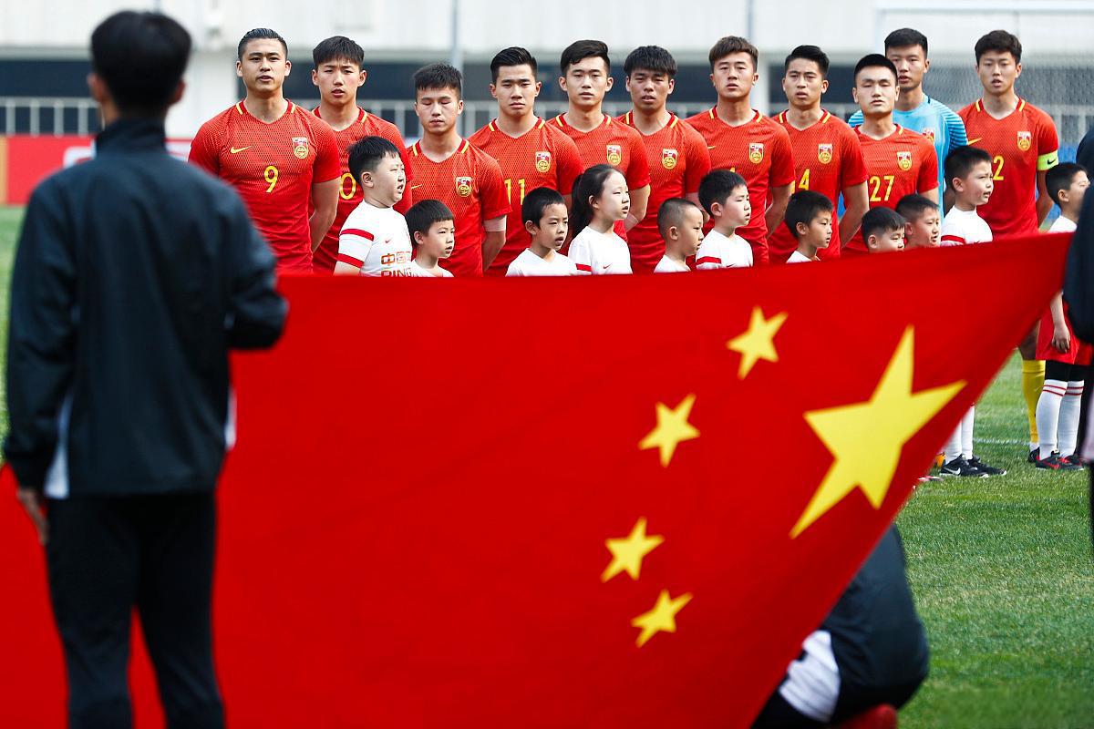 包含国内足球联赛的争夺战激烈不减的词条