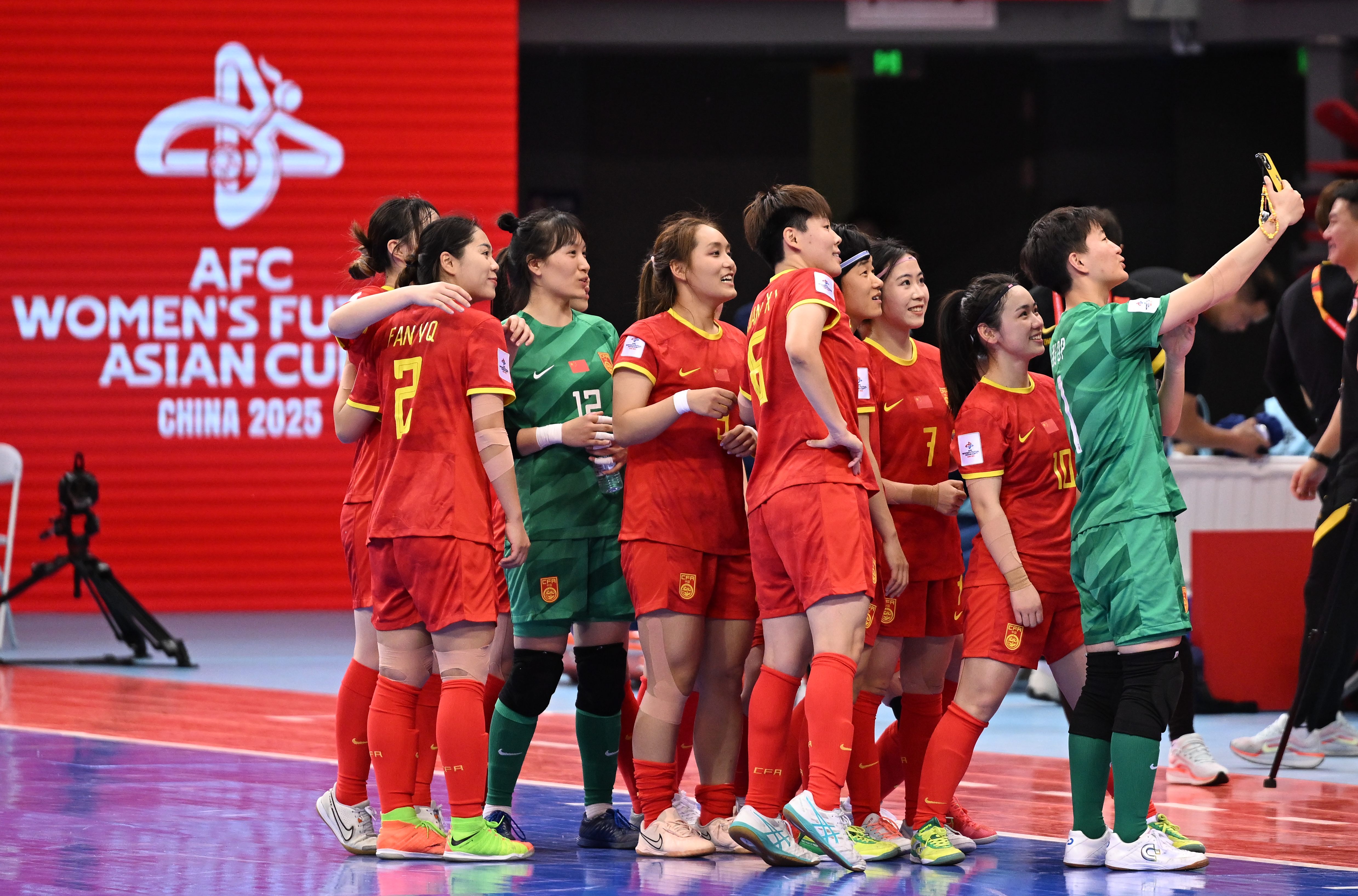 关于国内女足备战亚洲杯国内外球员展示实战的信息