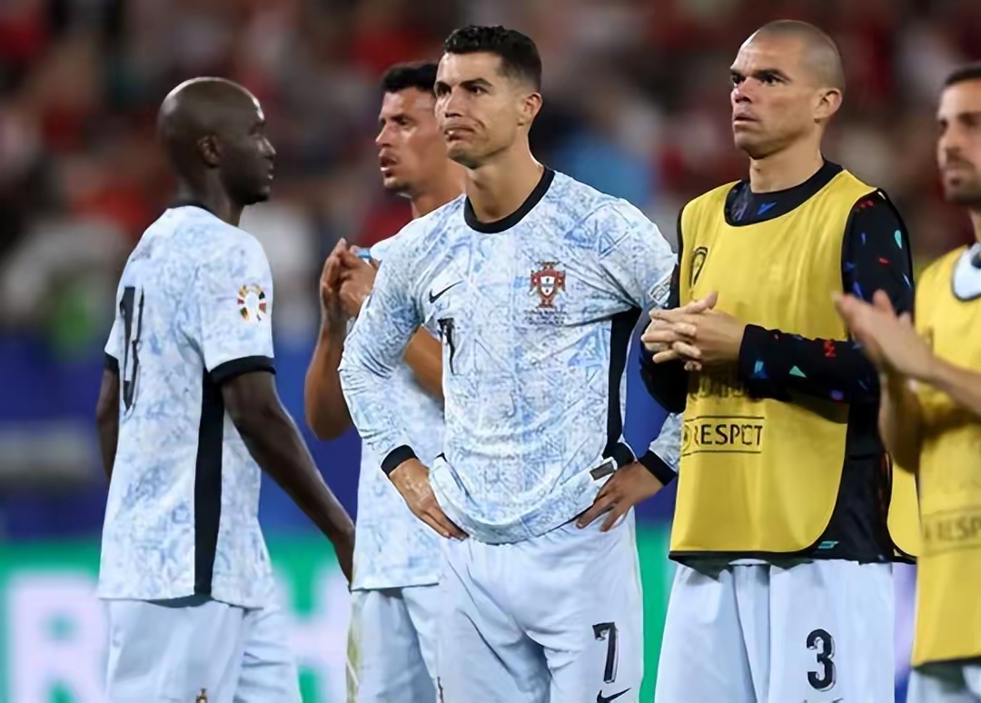 欧洲杯：葡萄牙队逼平法国队，梅西被淘汰