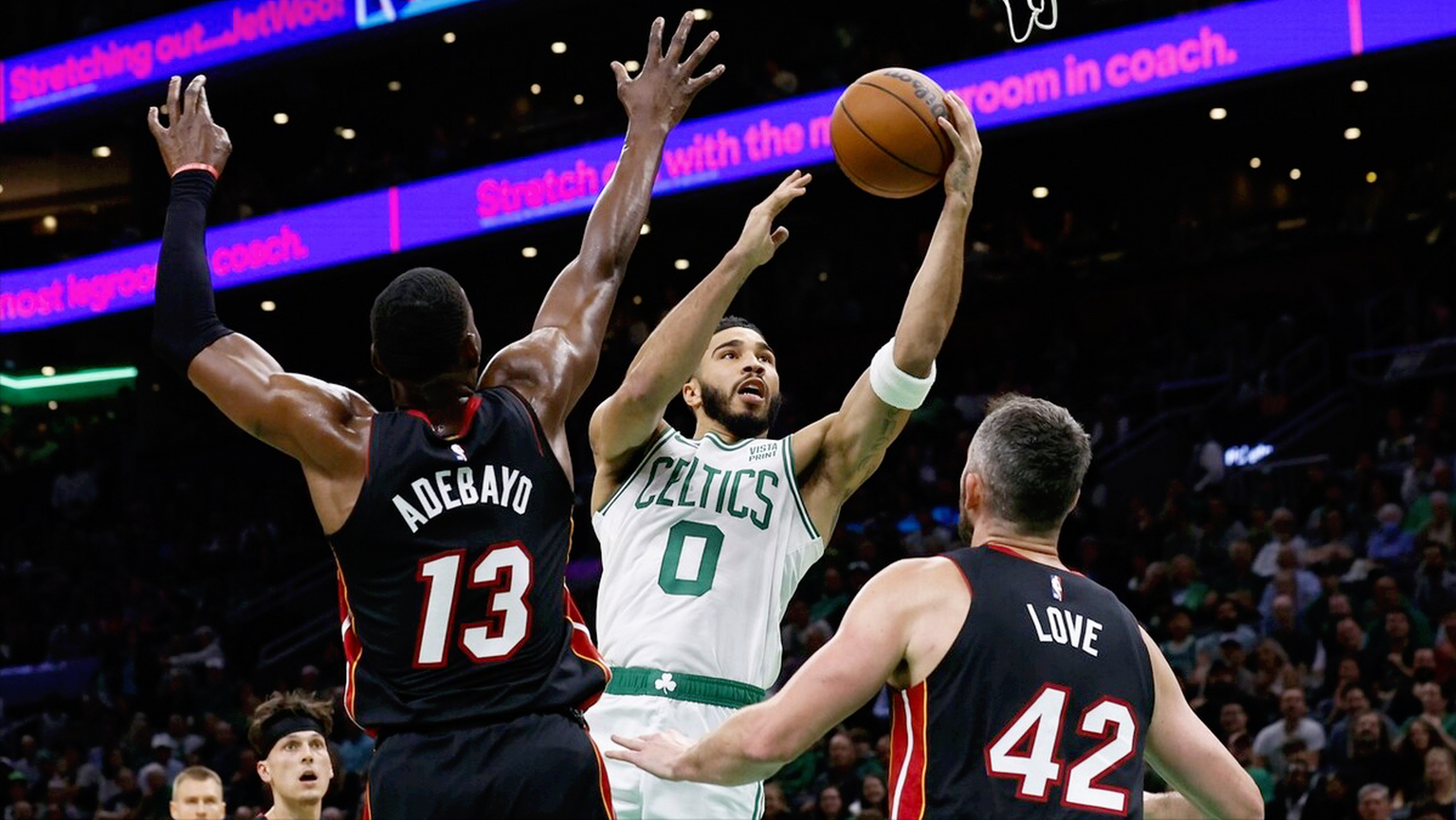 热火力克凯尔特人，巴特勒27分领军率队赢球