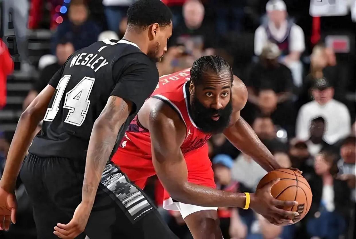 快船问鼎总决赛，终结季后赛征程