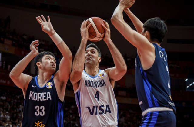 包含斗志昂扬：突尼斯男篮战况白热化的词条