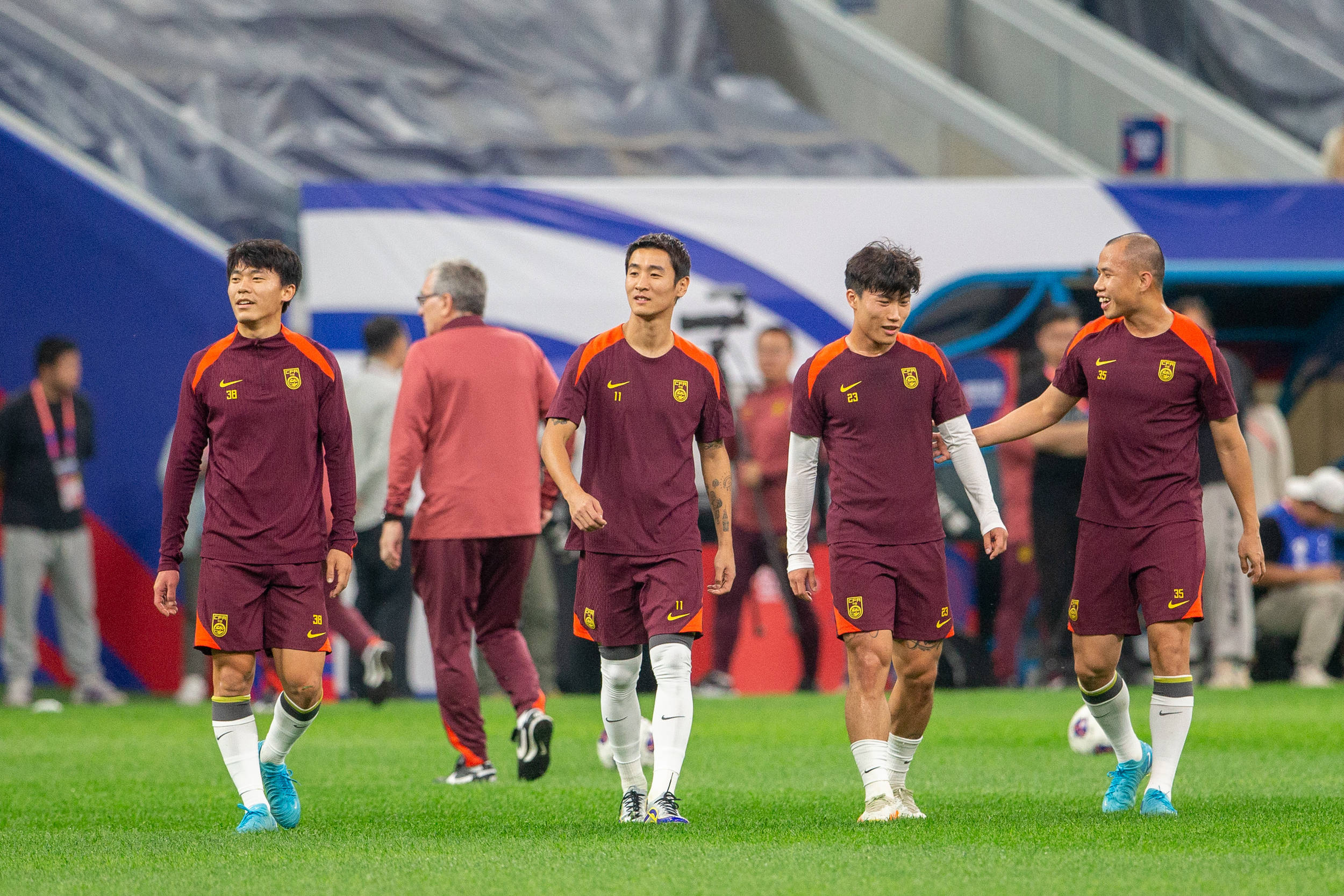 亚洲俱乐部足球队的比赛表现受关注