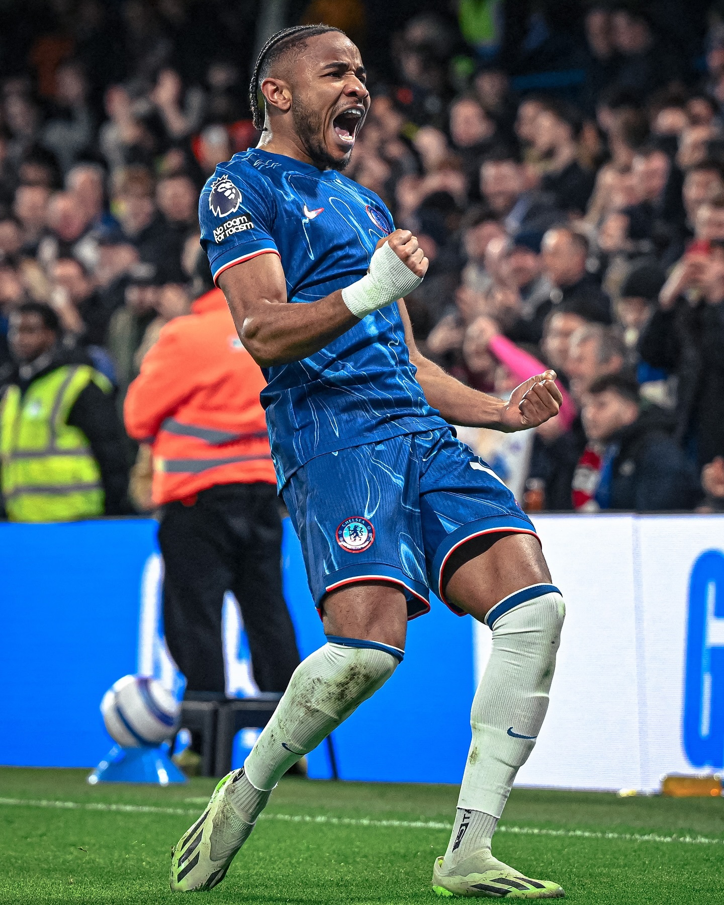 南安普顿主场大胜,势如破竹 南安普顿主场大胜,势如破竹