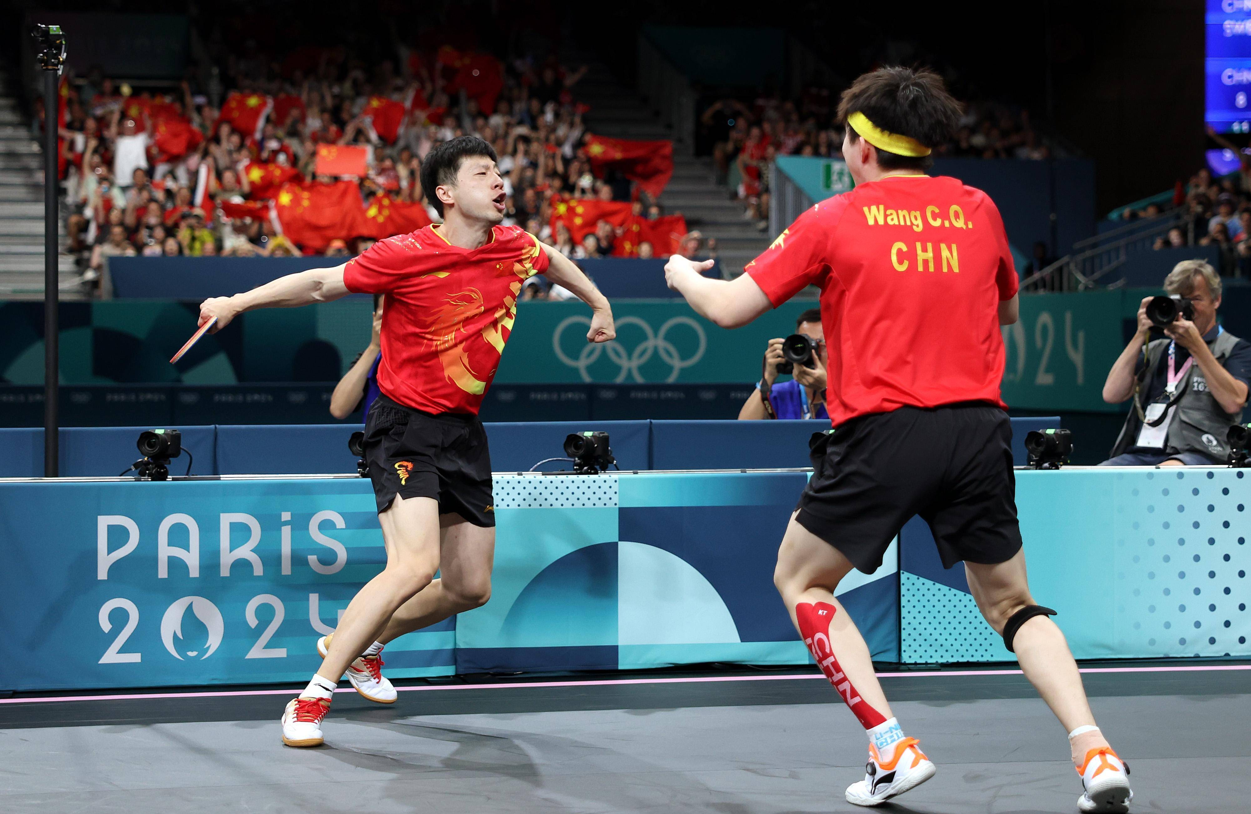 英格兰队绝杀瑞典队，马龙带队取胜