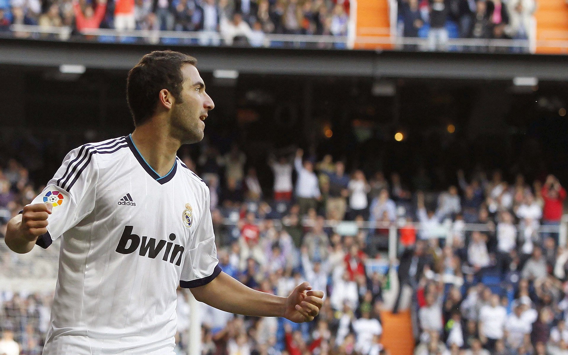 从斗牛士到交响乐指挥家，蒂亚戈用艺术足球谱写西班牙新王朝序章