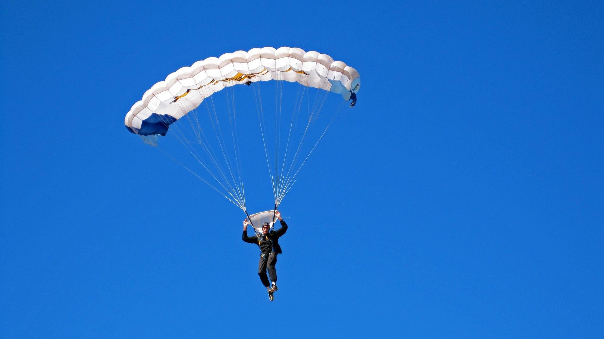 极光下的刺客，迪马利亚一箭穿心，挪威奇迹力克勒沃库森